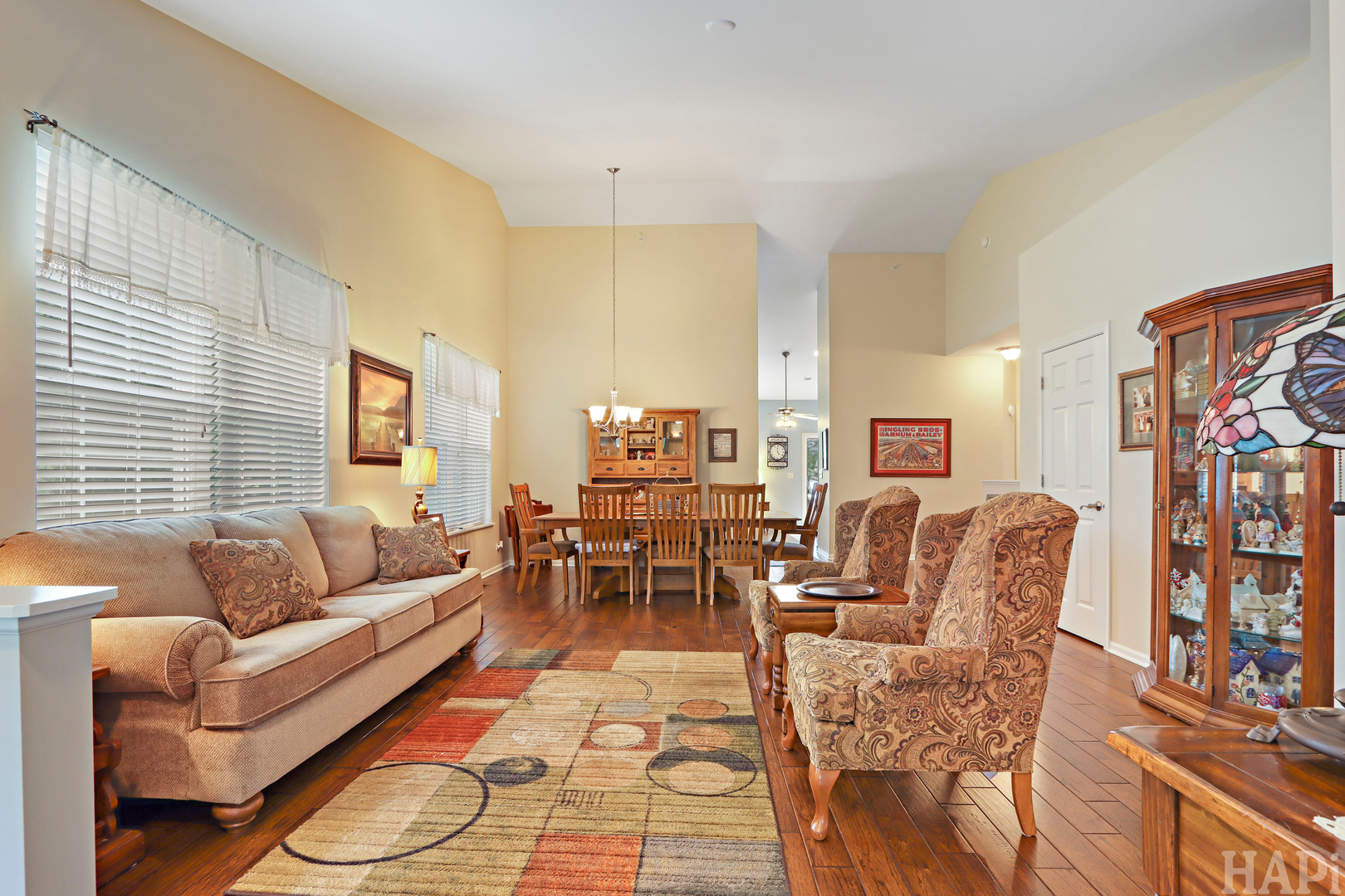 5952 Leeds Road Hoffman Estates, IL 60192 - Photo 4 of 29