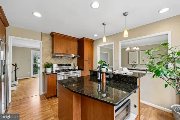 $708,000 | 14311 Arctic Avenue, Rockville, MD 20853