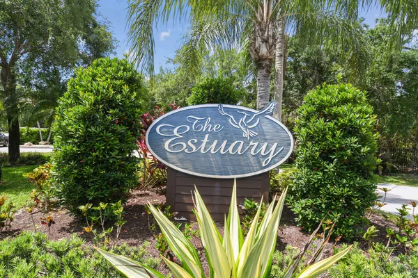 $2,200 | 2233 Northwest 22nd Avenue, Unit 102, Stuart, FL 34994