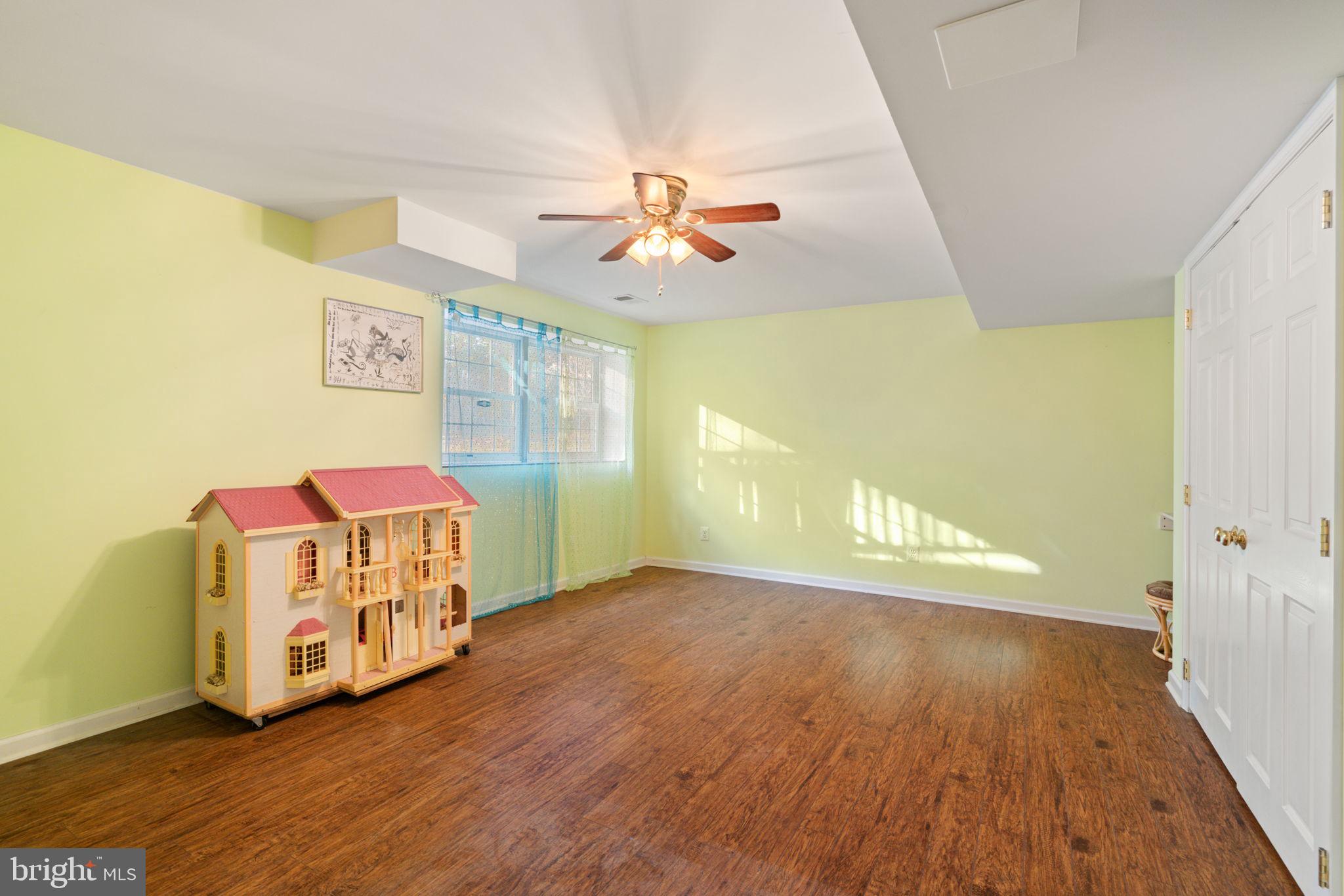 14760 Peach Tree Lane King George, VA 22485 - Photo 31 of 40 a view of a room with wooden floor
