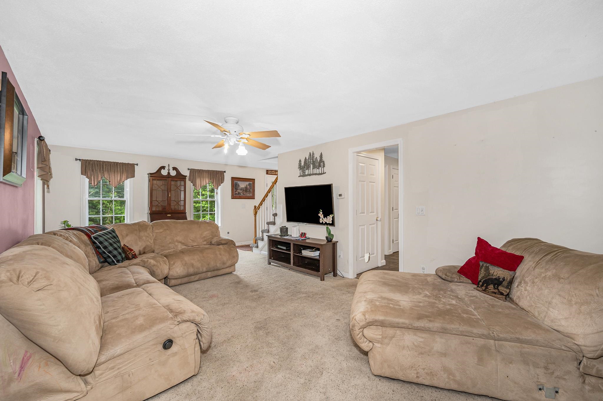 22 Victoria Farms Road Fremont, NH 03044 - Photo 12 of 40