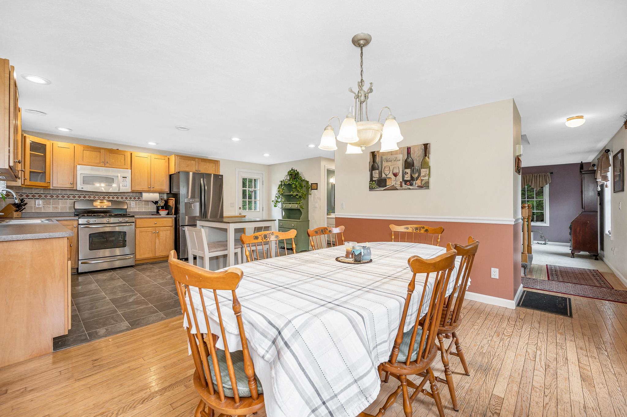 22 Victoria Farms Road Fremont, NH 03044 - Photo 5 of 40