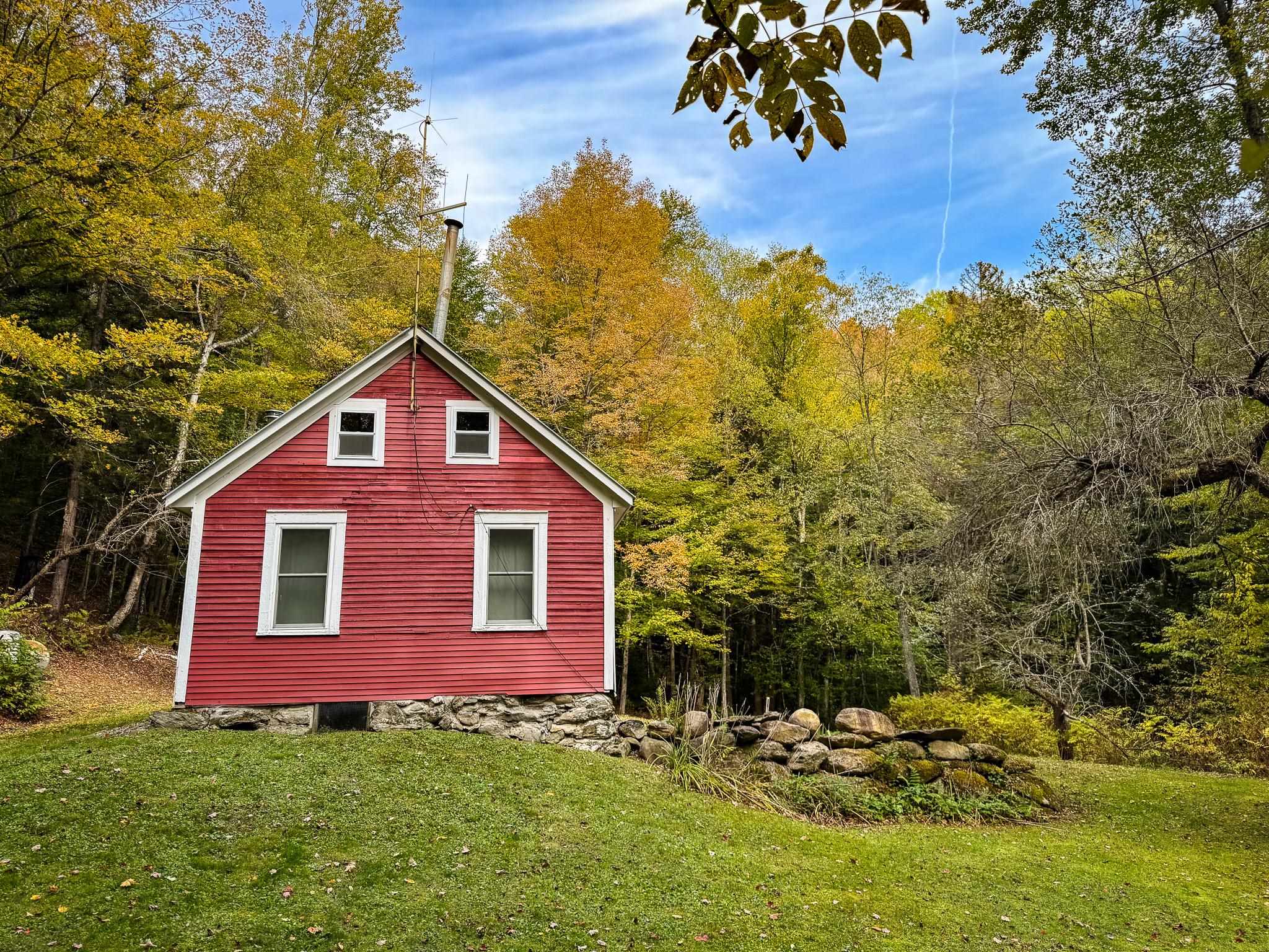199 Pine Gap Road Rochester, VT 05767 - Photo 5 of 20