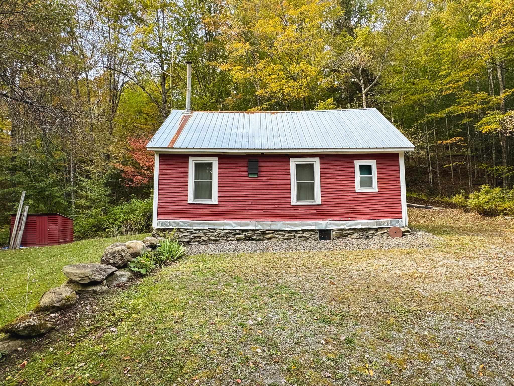 199 Pine Gap Road Rochester, VT 05767 - Photo 6 of 20