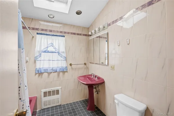 $899,998 | 218 Brown Street, Mineola, NY 11501