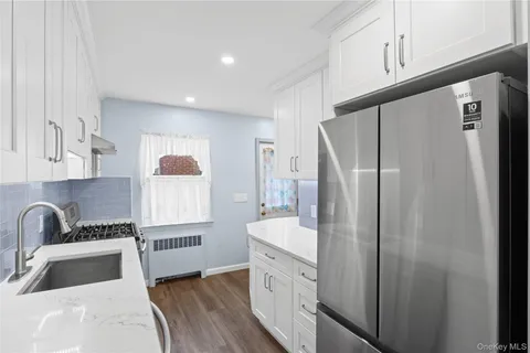 $899,998 | 218 Brown Street, Mineola, NY 11501