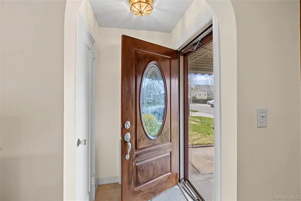 $899,998 | 218 Brown Street, Mineola, NY 11501