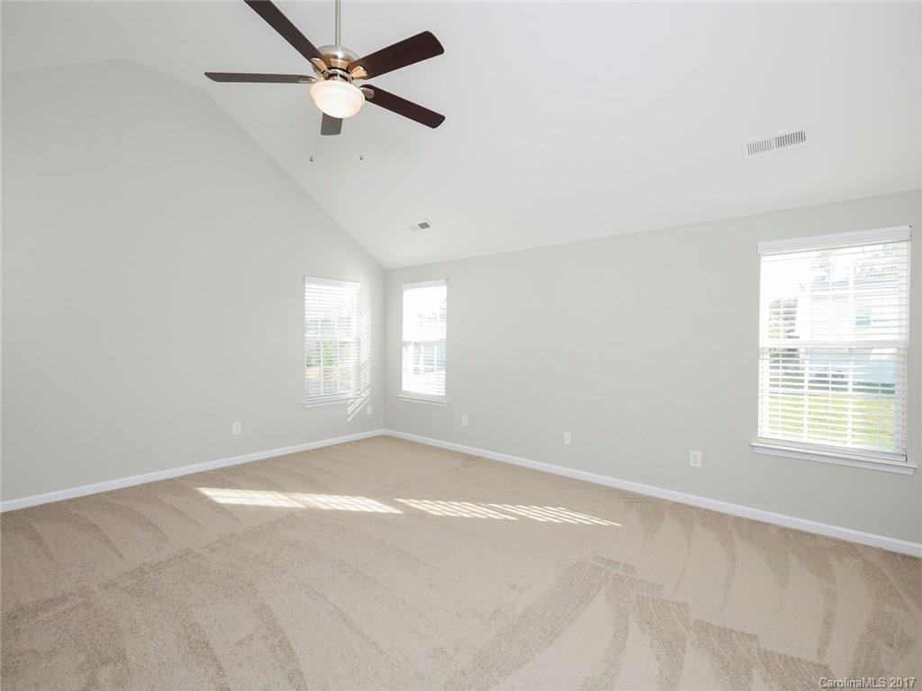 9535 Currier Road Charlotte, NC 28215 - Photo 15 of 23
