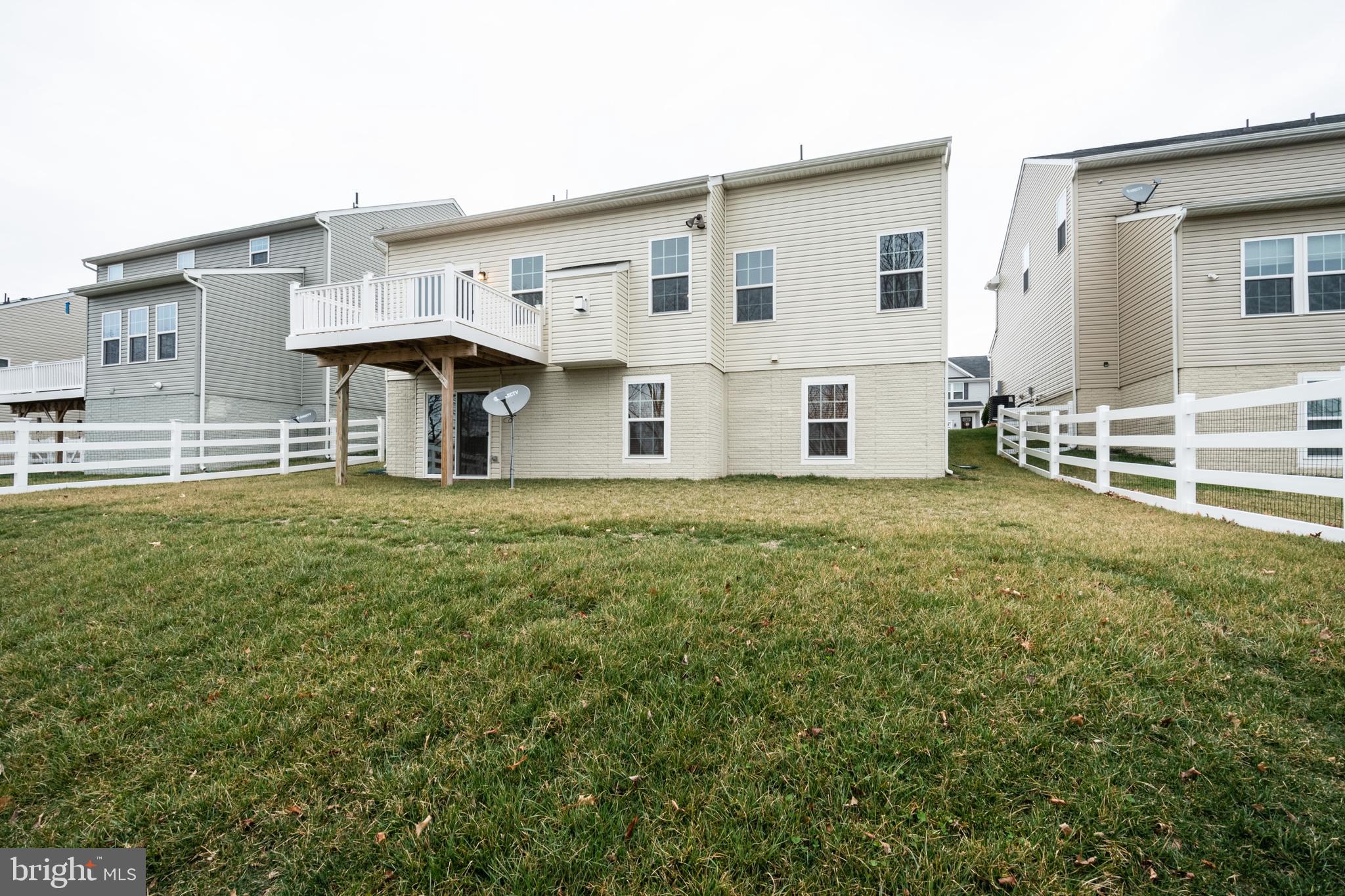 119 Rooftop Court Stephenson, VA 22656 - Photo 6 of 36 back view