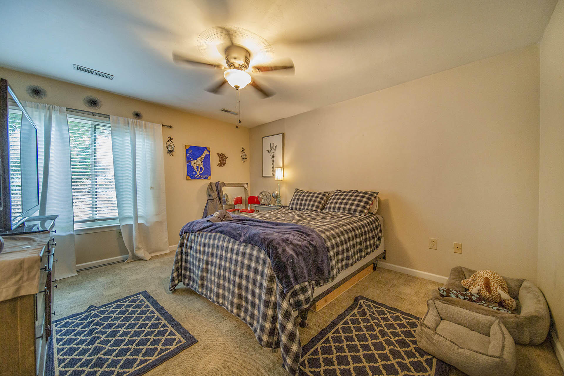 3353 Forest Ridge Road Roanoke, VA 24018 - Photo 7 of 12 a bedroom with a bed and wooden floor