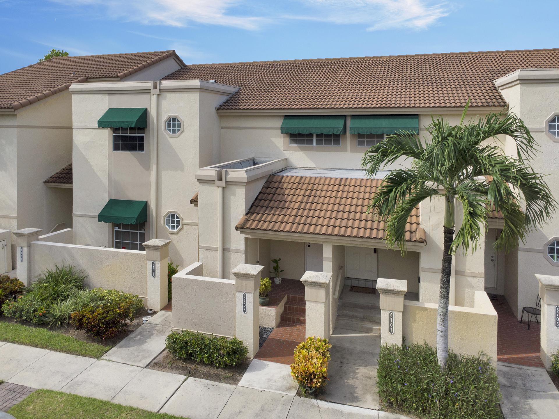 6703 Via Regina Boca Raton, FL 33433 - Photo 31 of 37 Fantastic Location