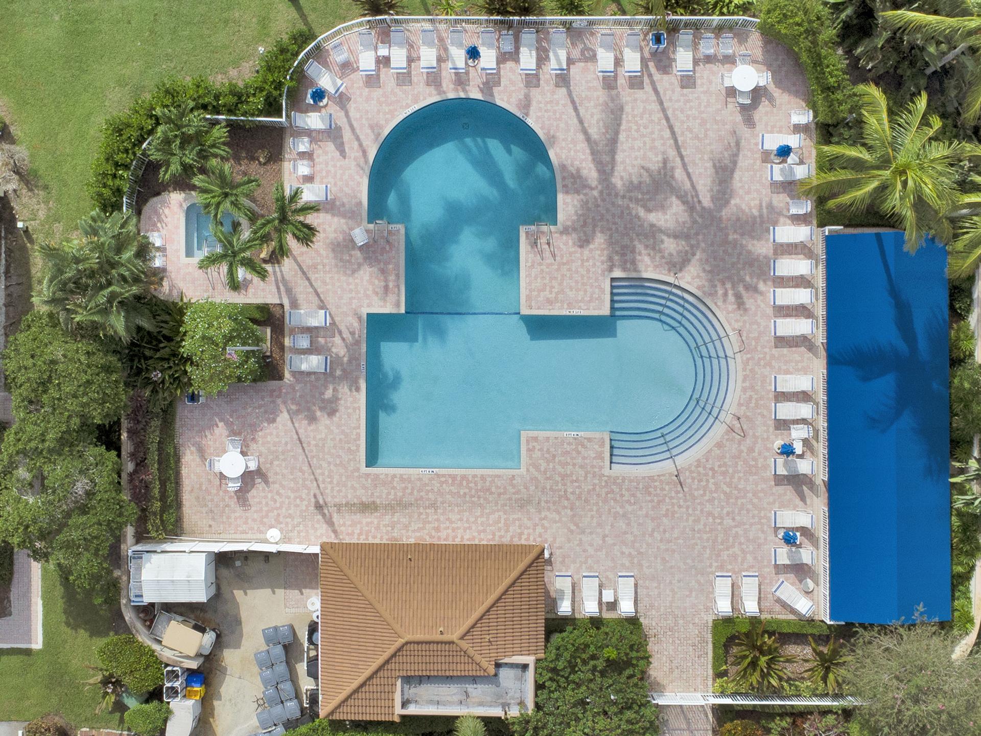 6703 Via Regina Boca Raton, FL 33433 - Photo 37 of 37 Community Pool