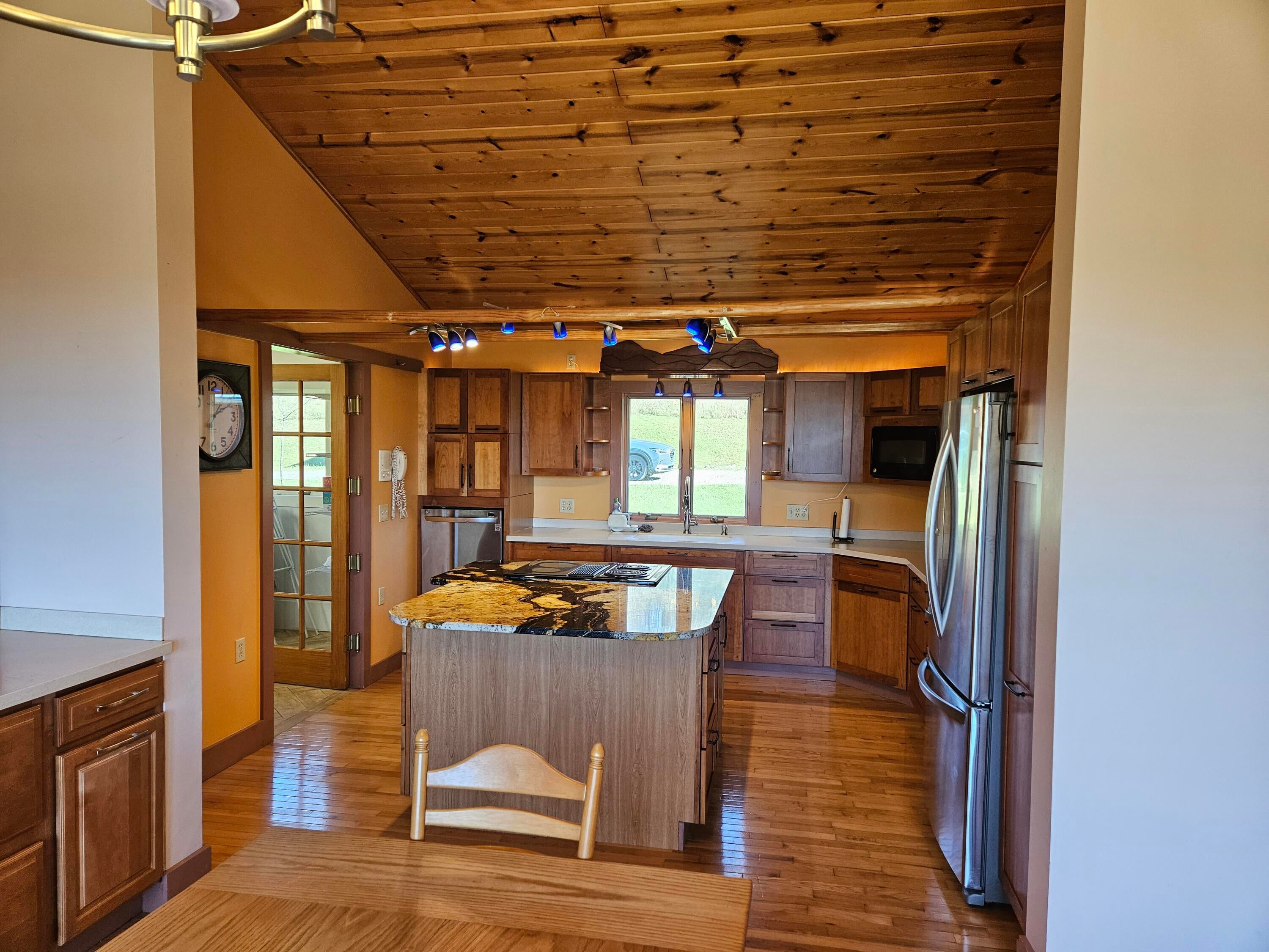 8800 Dry Branch Road Valley Head, WV 26294 - Photo 26 of 79 Gallery Image 26