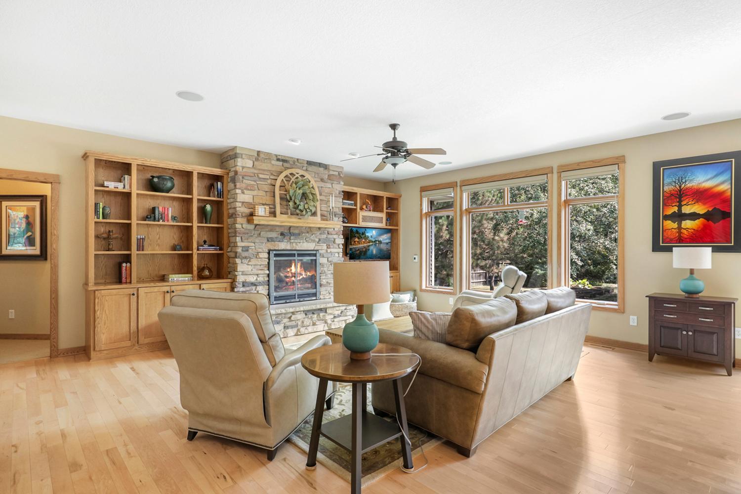 8415 Groveland Road Mounds View, MN 55112 - Photo 4 of 54 Gallery Image 4