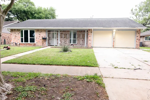 $2,500 | 8335 Langdon Lane, Houston, TX 77036