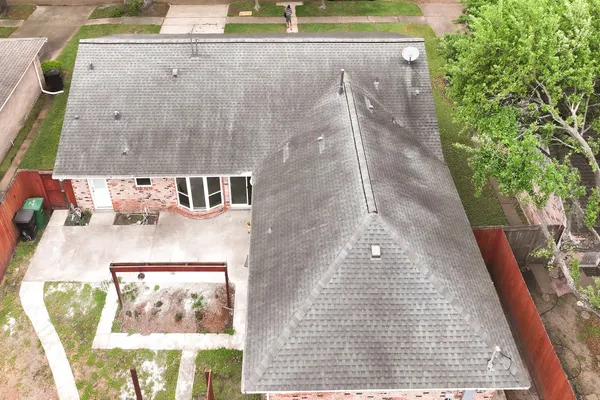 $2,500 | 8335 Langdon Lane, Houston, TX 77036