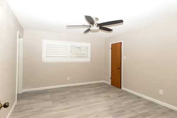 $2,500 | 8335 Langdon Lane, Houston, TX 77036