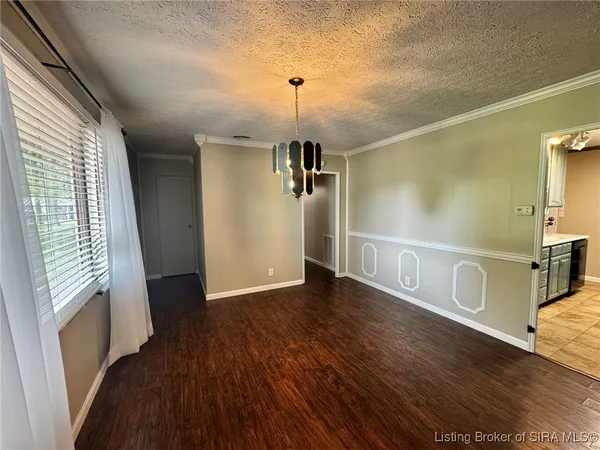 $235,000 | 30 McBride Drive, Jeffersonville, IN 47130