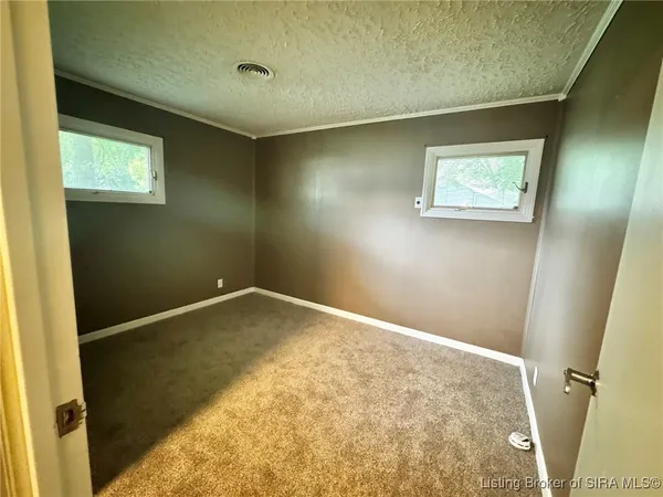 $235,000 | 30 McBride Drive, Jeffersonville, IN 47130