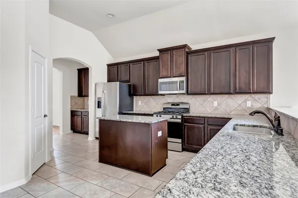 $2,500 | 23430 Banks Mill Drive, New Caney, TX 77357