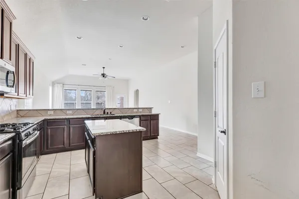 $2,500 | 23430 Banks Mill Drive, New Caney, TX 77357