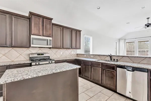 $2,500 | 23430 Banks Mill Drive, New Caney, TX 77357