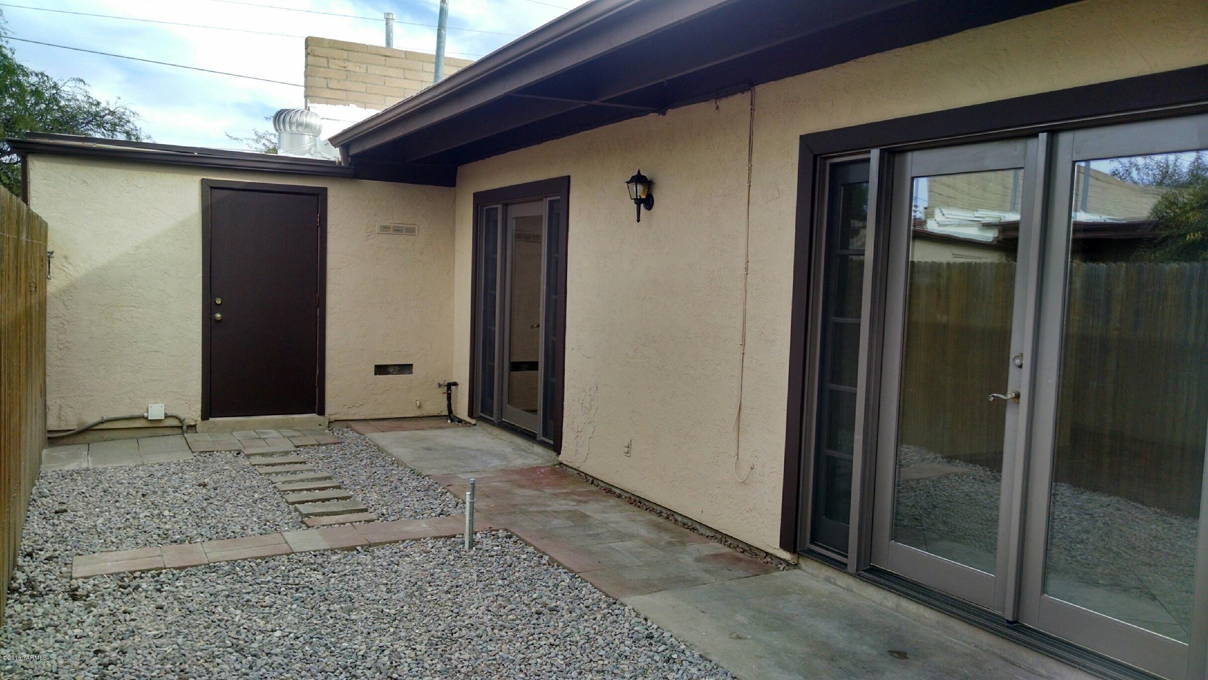 956 South Pantano Road Tucson, AZ 85710 - Photo 13 of 14 Gallery Image 13