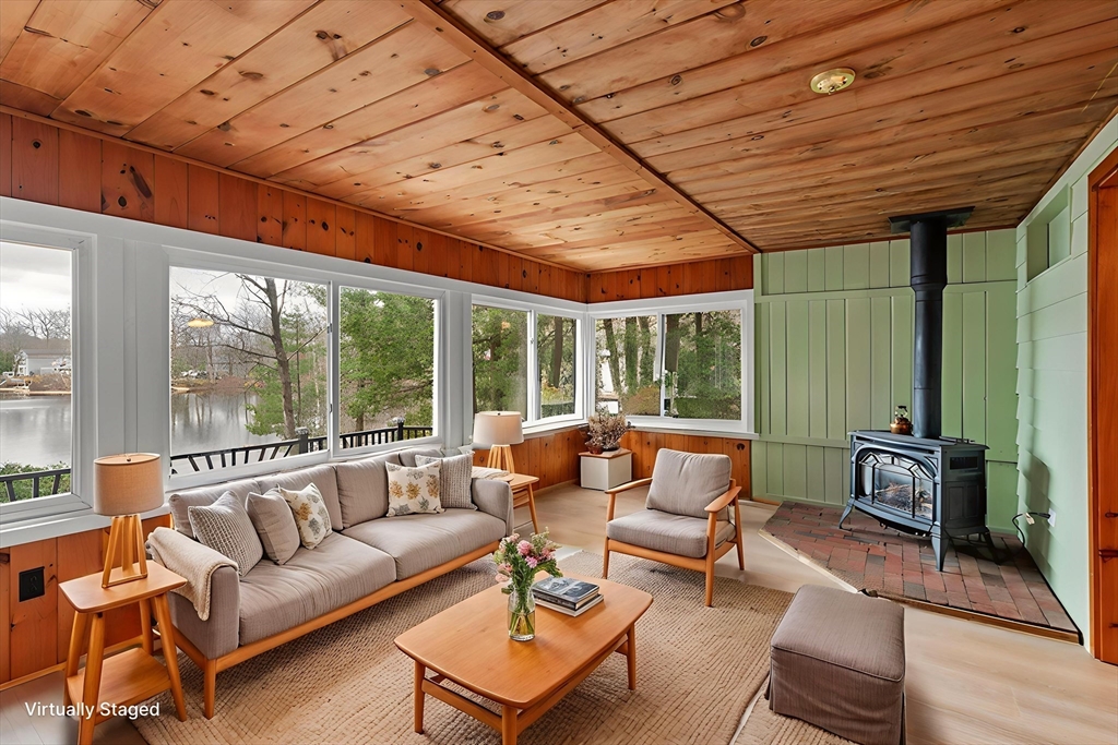 288 Pinkham Road Middleton, NH 03887 - Photo 23 of 42 a outdoor living space with furniture