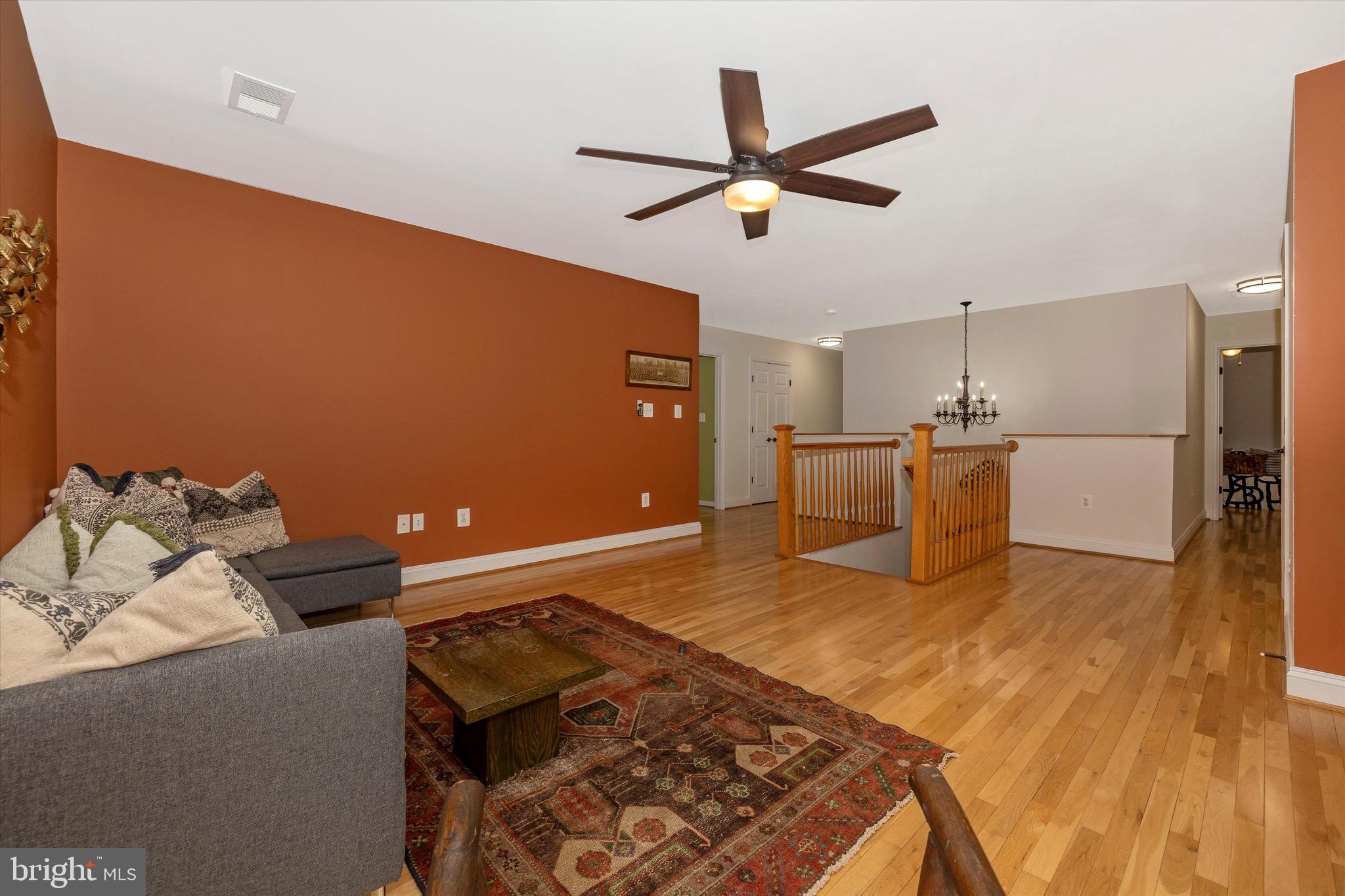 7632 Weedon Road Adamstown, MD 21710 - Photo 36 of 93 Brilliant upper level living area.