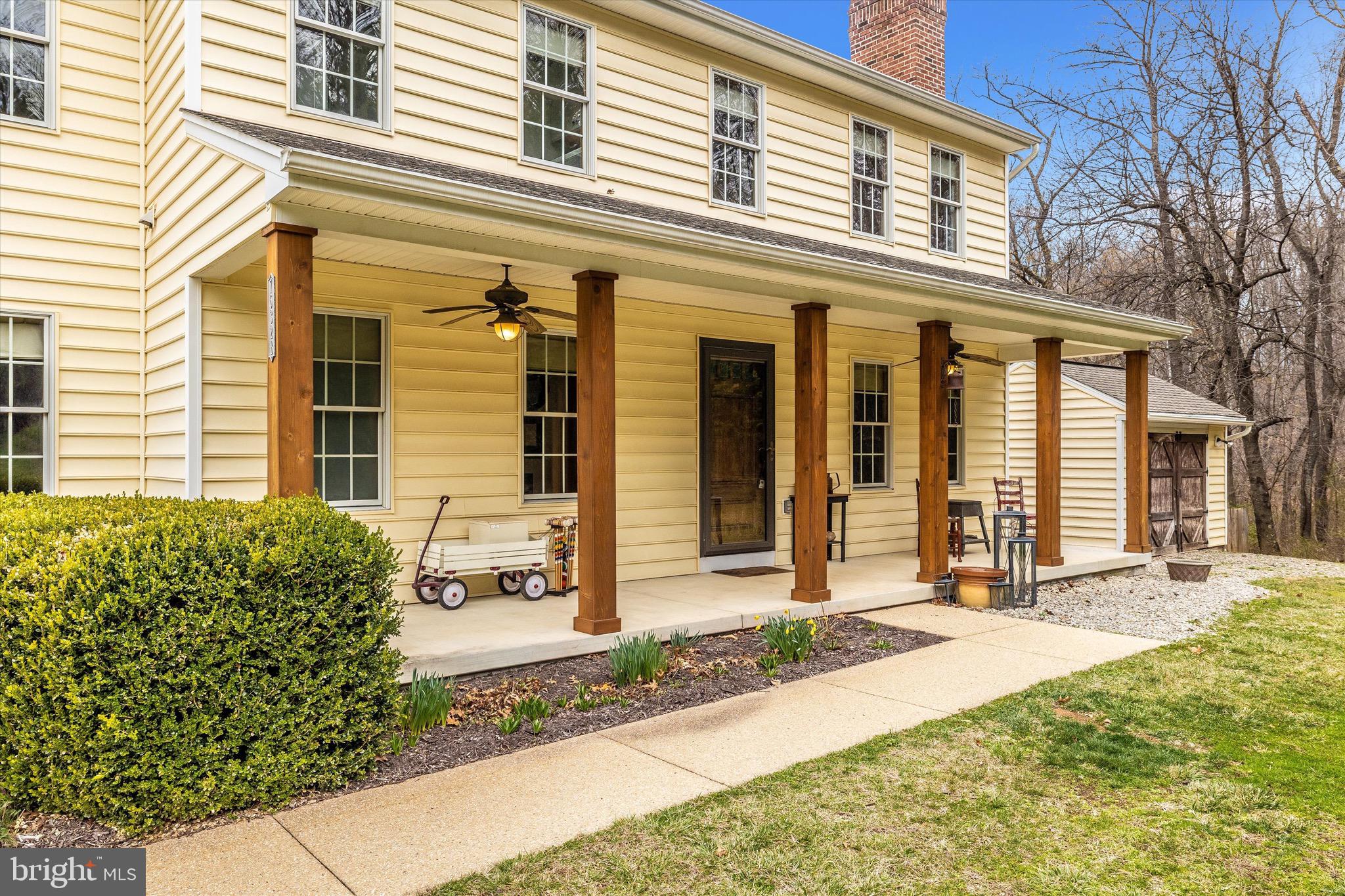 7632 Weedon Road Adamstown, MD 21710 - Photo 5 of 93 Front porch is beautiful to dress.
