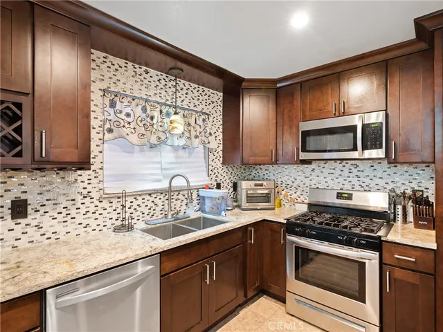 $280,000 | 34646 Paseo Del Valle, Barstow, CA 92311