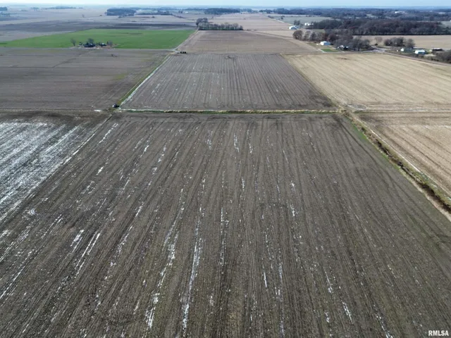 $957,000 | 0 County Road 700 Road East, Mount Carmel, IL 62863