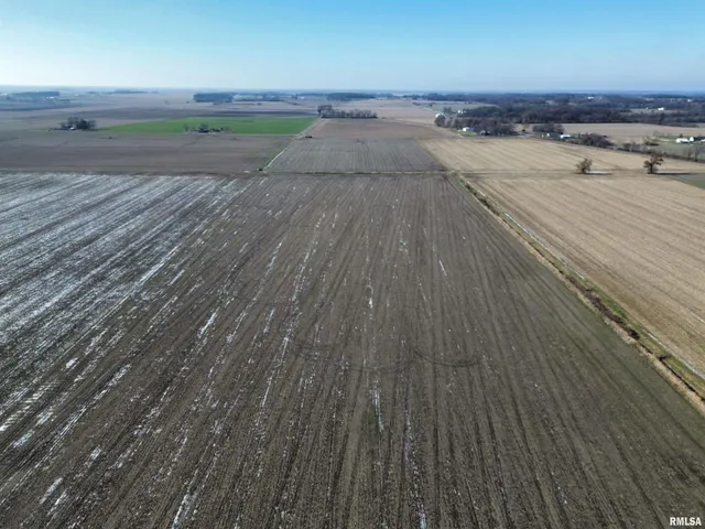 $957,000 | 0 County Road 700 Road East, Mount Carmel, IL 62863