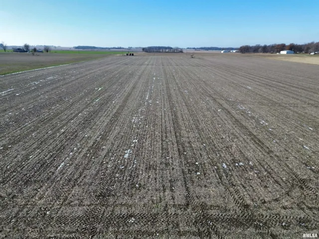 $957,000 | 0 County Road 700 Road East, Mount Carmel, IL 62863