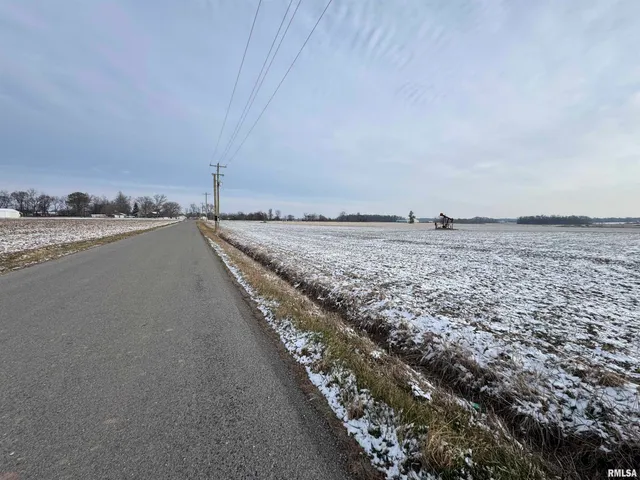 $957,000 | 0 County Road 700 Road East, Mount Carmel, IL 62863