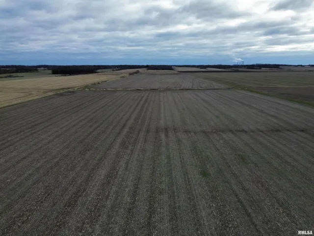 $957,000 | 0 County Road 700 Road East, Mount Carmel, IL 62863