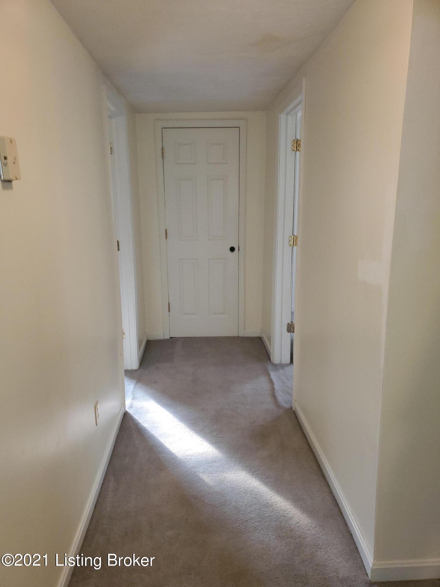 413 East High Street Springfield, KY 40069 - Photo 26 of 29 20210901_181536