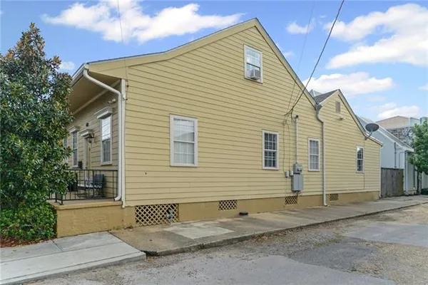 $699,000 | 432-38 Eighth Street, New Orleans, LA 70115