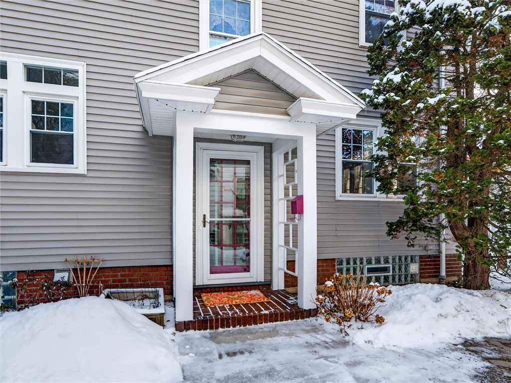 55 Reservoir Avenue Rochester, NY 14620 - Photo 4 of 50 Gallery Image 4