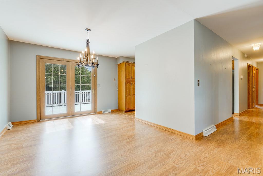 701 Nebraska Street Bethalto, IL 62010 - Photo 11 of 32