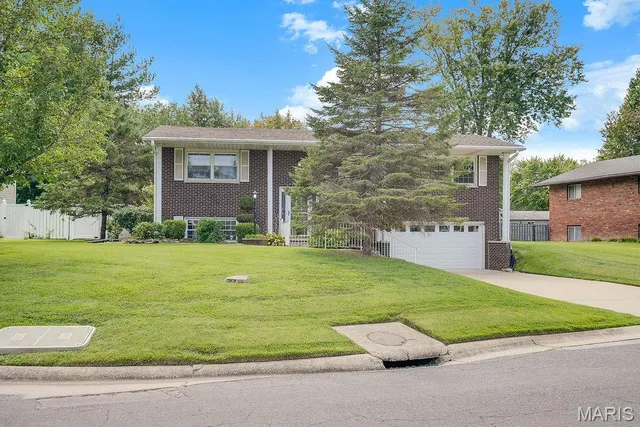 $255,000 | 701 Nebraska Street, Bethalto, IL 62010