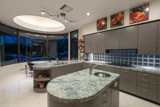 $2,800,000 | 2331 South Caliente Drive, Palm Springs, CA 92264