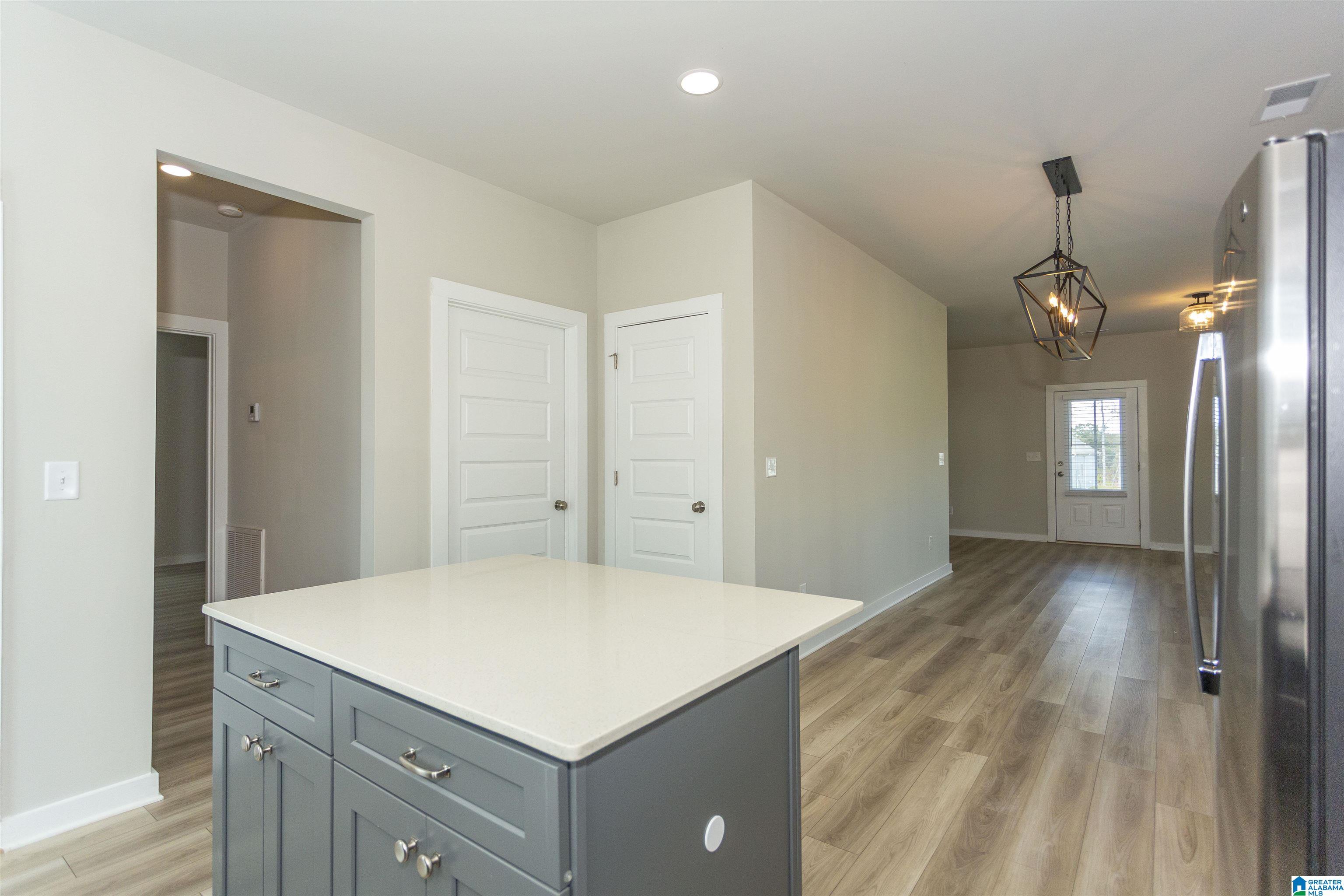 325 Ridgeview Circle Jemison, AL 35085 - Photo 20 of 50