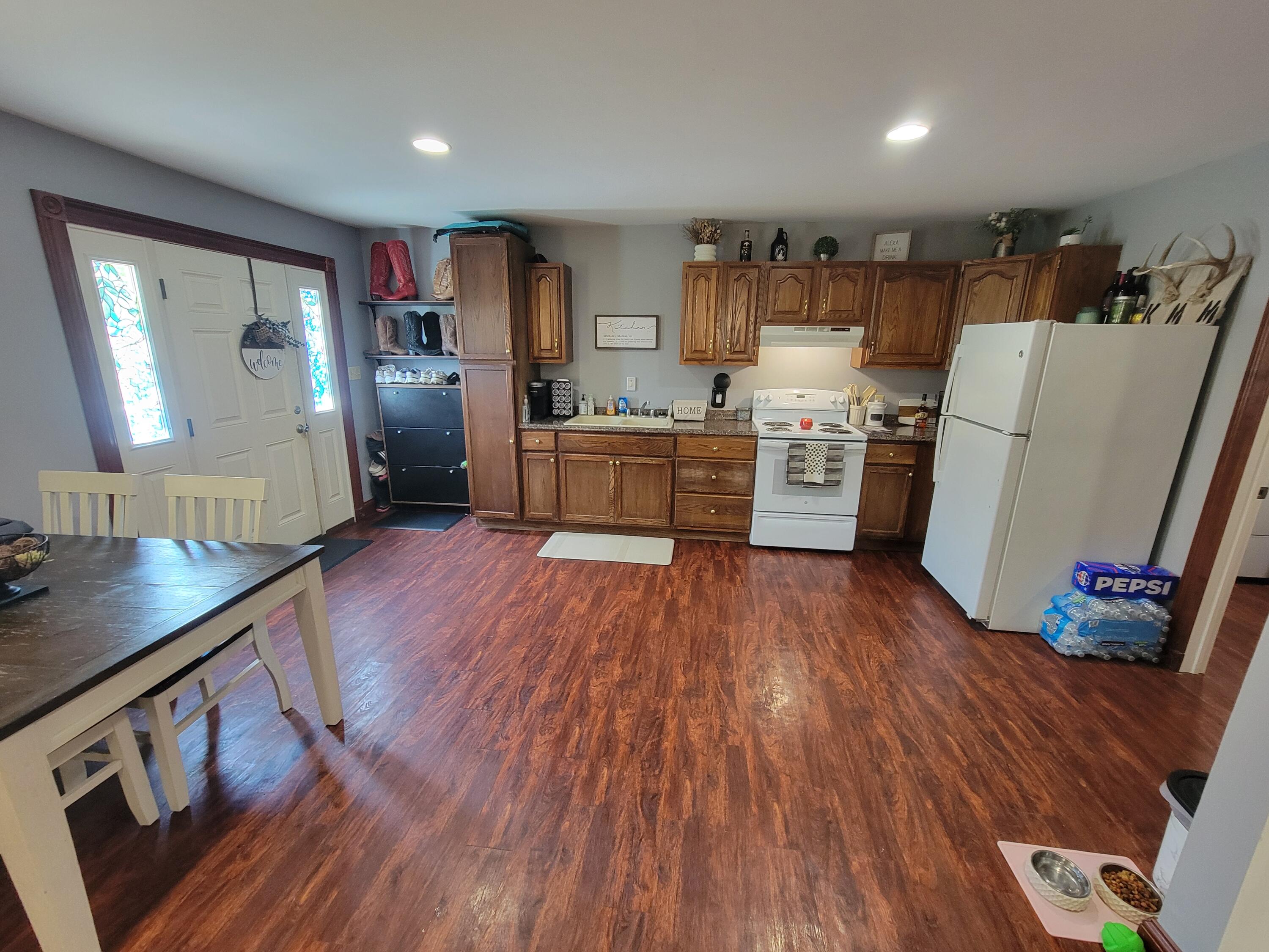751 Barker Road California, KY 41007 - Photo 43 of 50 Apartment Kitchen