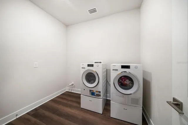 $829,000 | 2516 Cobalt Shores Lane, Clearwater, FL 33761