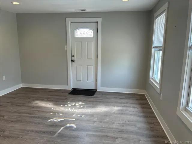 $440,000 | 239 North Main Street, Norwich, CT 06360