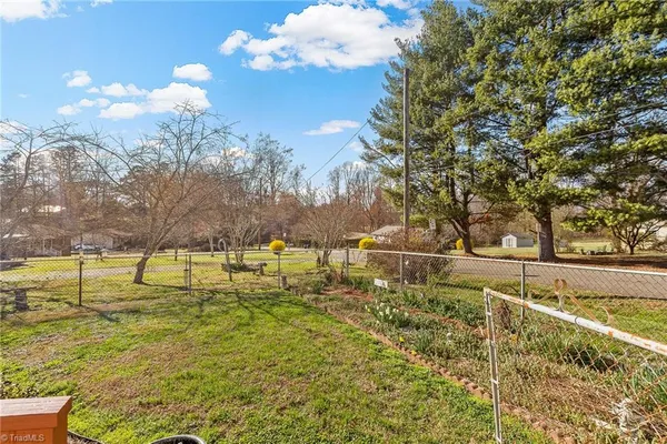 $289,995 | 407 North 9th Street, Mebane, NC 27302