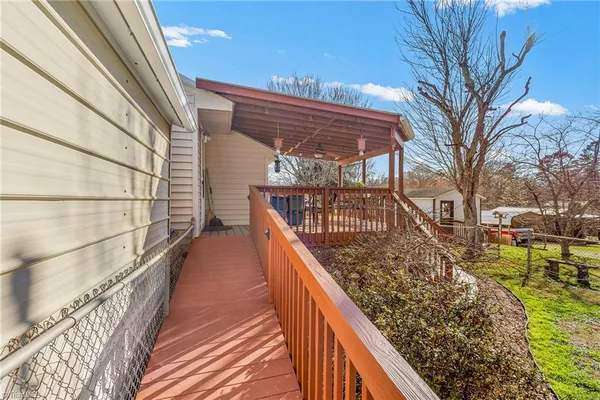 $289,995 | 407 North 9th Street, Mebane, NC 27302