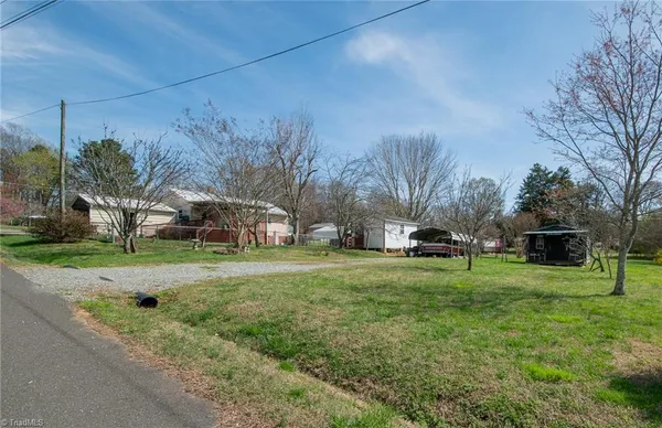 $289,995 | 407 North 9th Street, Mebane, NC 27302