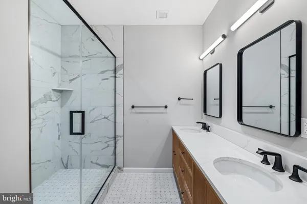 $2,750 | 200 South Broad Street, Unit 315, Philadelphia, PA 19102